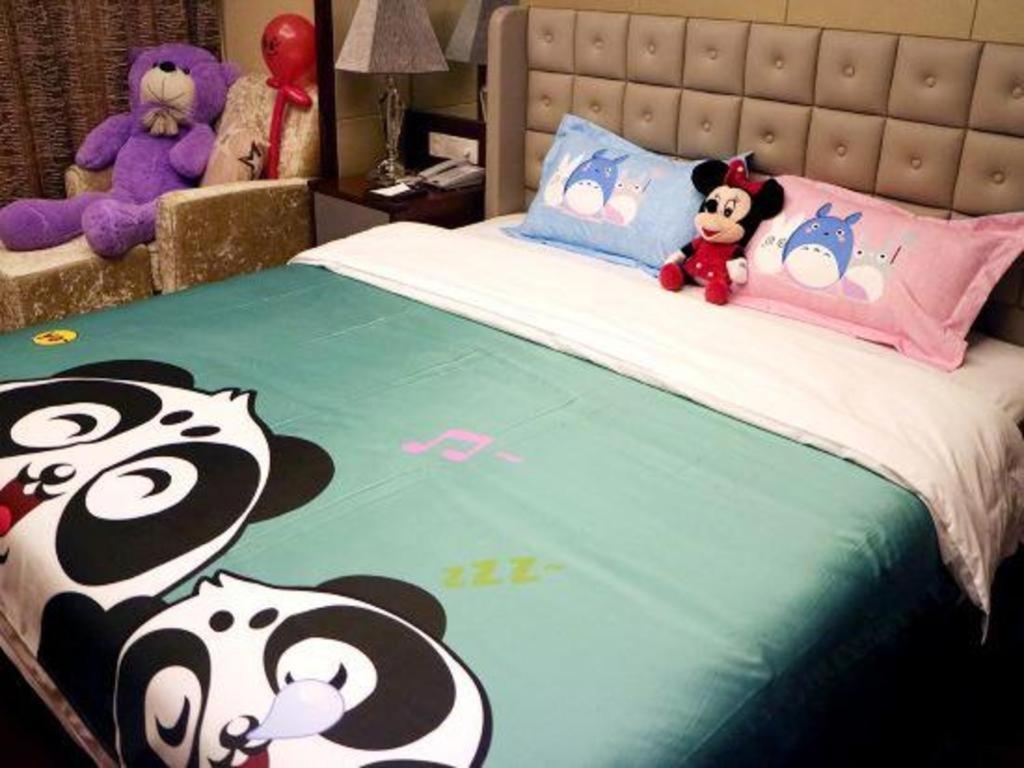 Howard Johnson By Wyndham Sunshine Plaza Ningbo Exteriör bild
