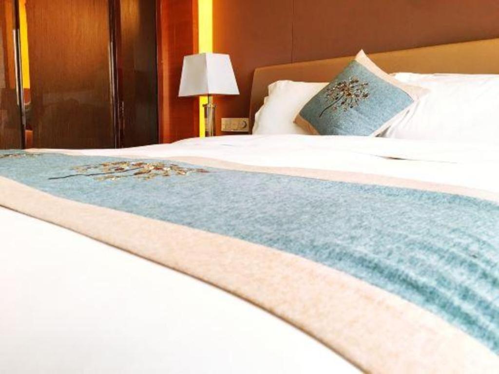 Howard Johnson By Wyndham Sunshine Plaza Ningbo Exteriör bild