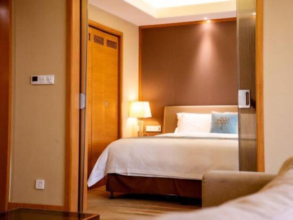 Howard Johnson By Wyndham Sunshine Plaza Ningbo Exteriör bild