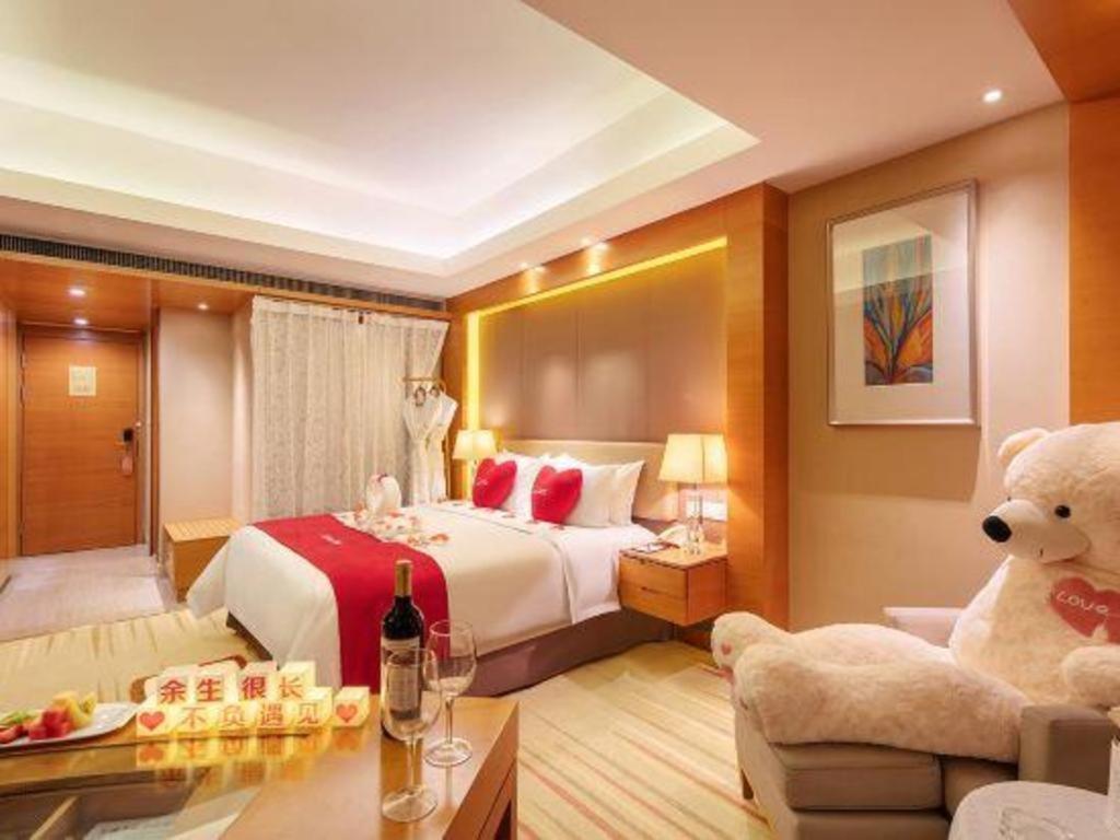 Howard Johnson By Wyndham Sunshine Plaza Ningbo Exteriör bild