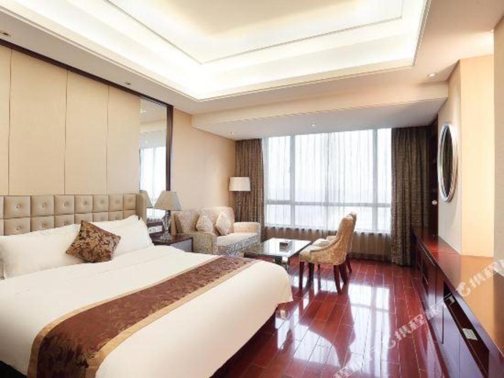 Howard Johnson By Wyndham Sunshine Plaza Ningbo Exteriör bild