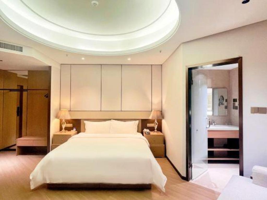 Howard Johnson By Wyndham Sunshine Plaza Ningbo Exteriör bild